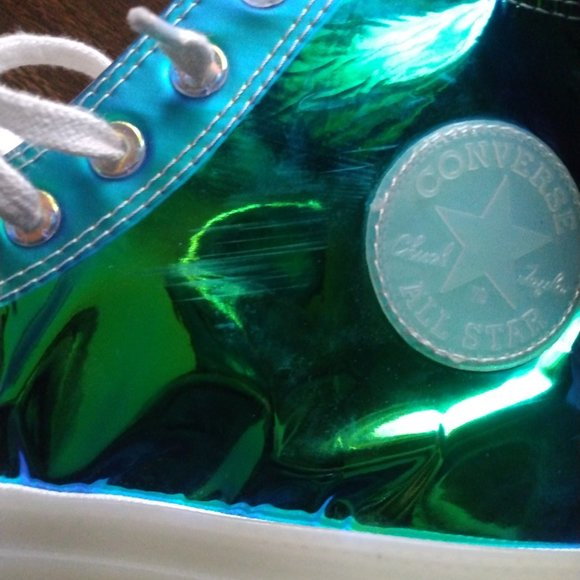 Irredescent Converse - Picture 2 of 6